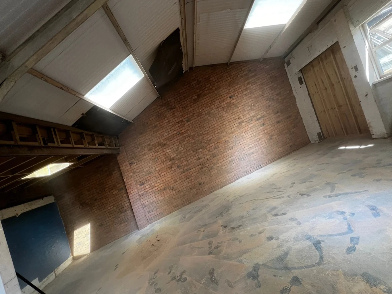 Brick Cleaning Wolverhampton
